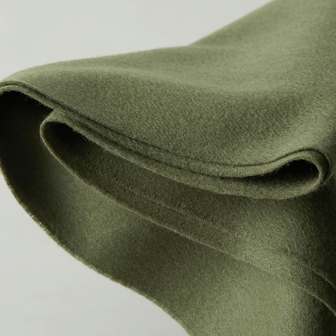 100% MERINO VIRGIN WOOL SCARF 970116（OLIVE）